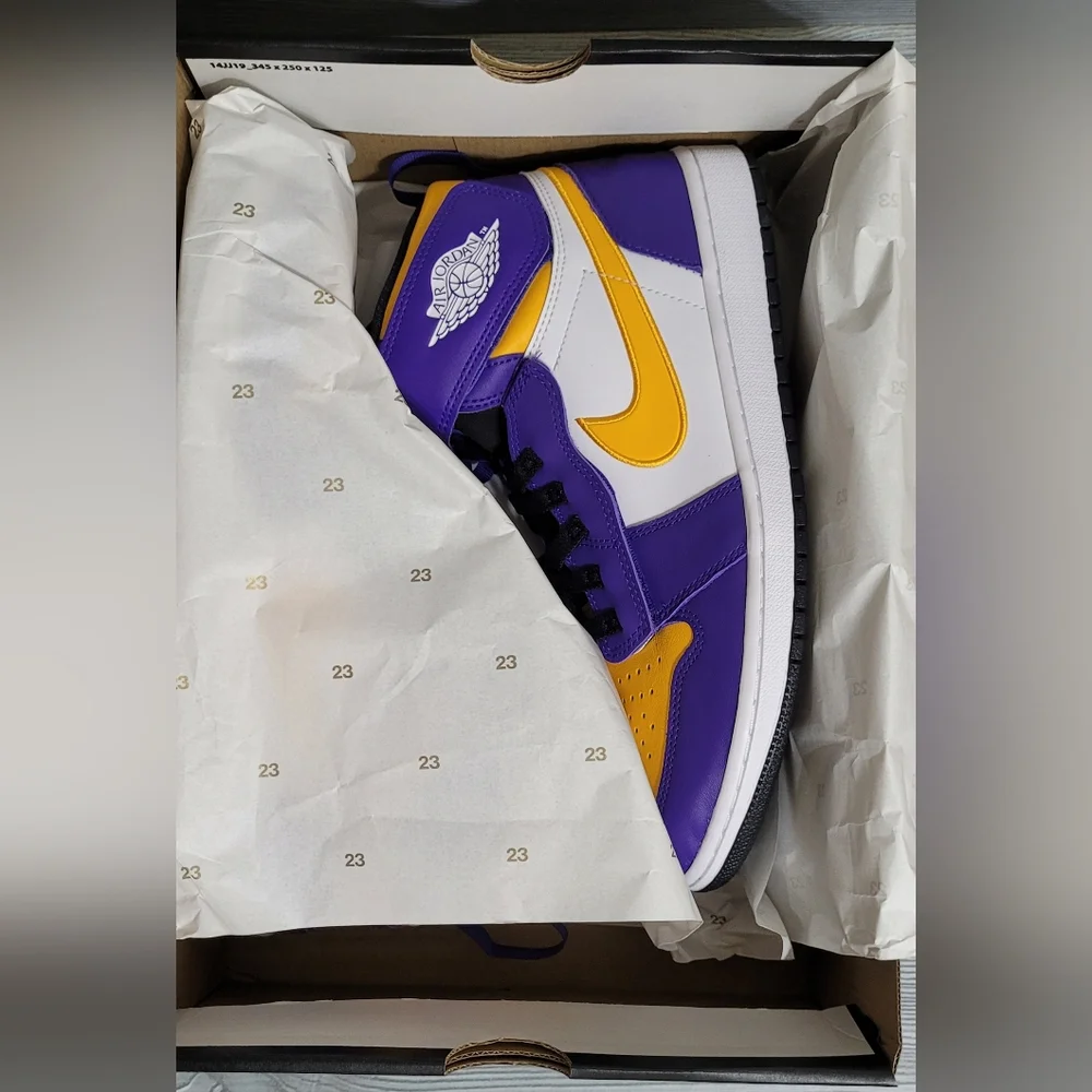 Jordan 1 High FlyEase - Size M 10.5 - Dark Concord/White/Black/Taxi π π π π - Picture 13 of 14